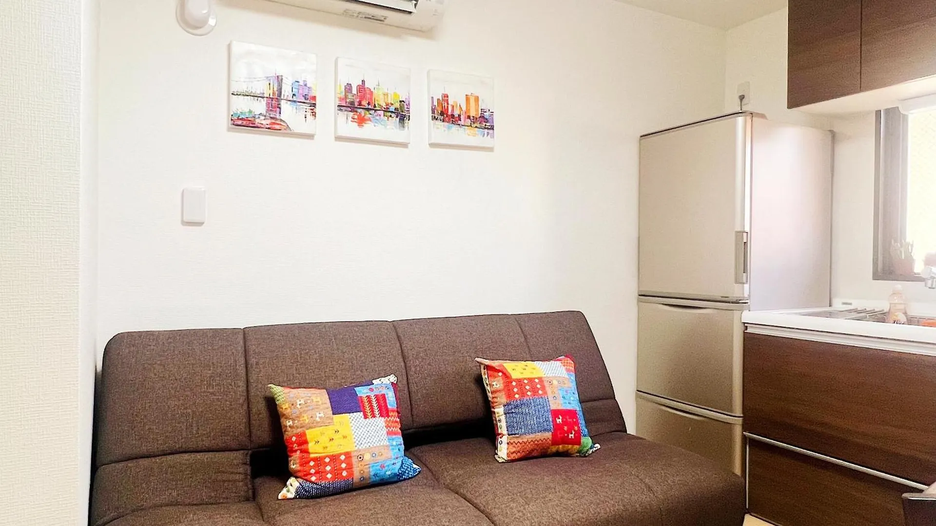 Iriya House 入谷公寓 Токио 0*,  Япония